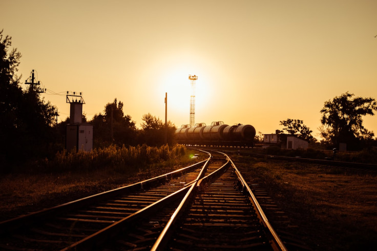 Kansai Electric starts 9-company rail hydrogen system project in Japan