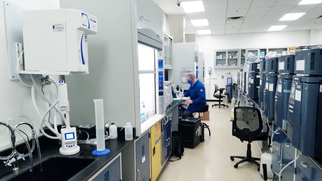 Toyo launches QST research on diamond NV quantum sensors